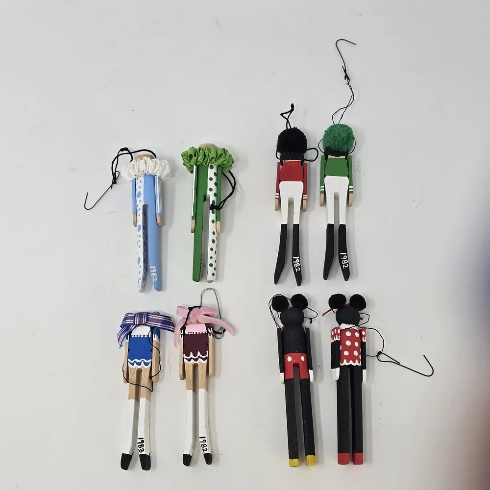 Vintage clothespin laundry clip Christmas ornament wooden set of 8 holiday décor